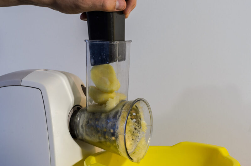 Elektrische Kartoffelreibe